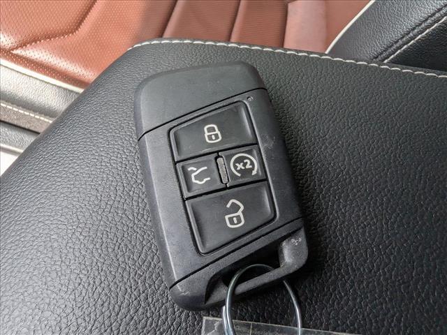 2024 Volkswagen Tiguan SEL R-LINE - Photo 47