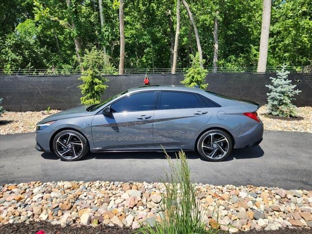 Used 2023 Hyundai Elantra N Line with VIN KMHLR4AF2PU589855 for sale in Kansas City, MO