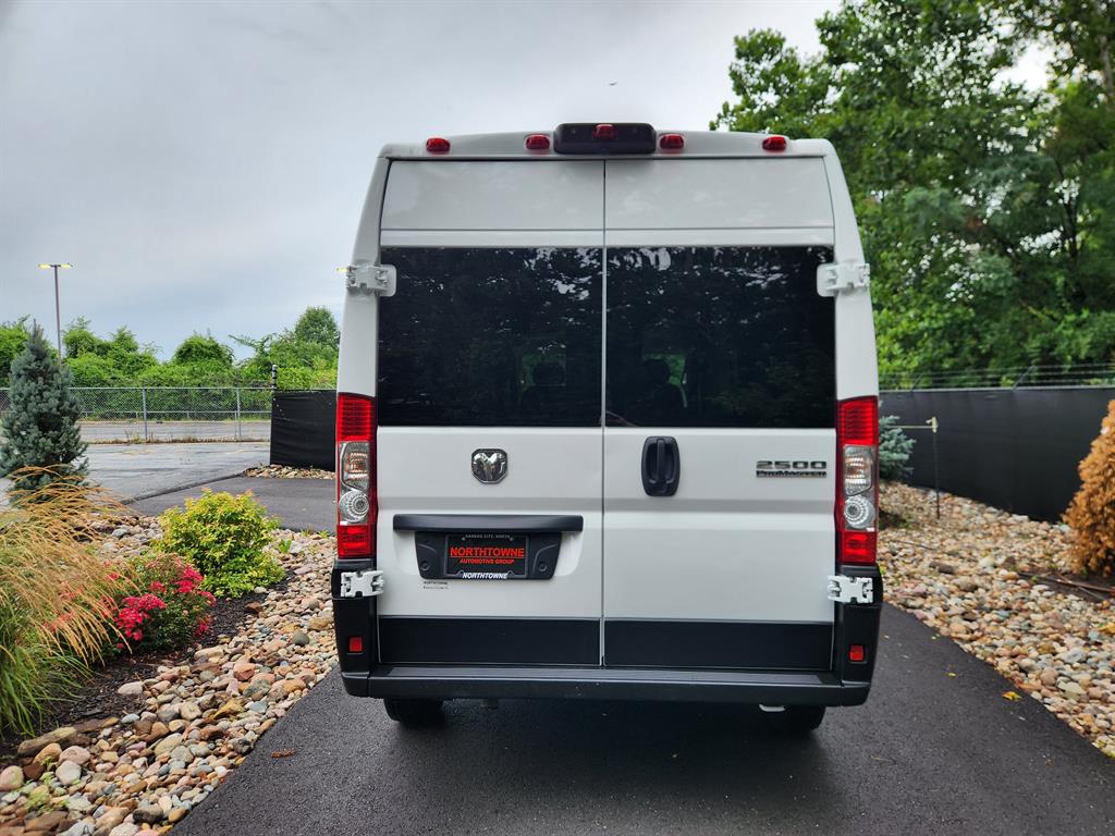 2023 Ram ProMaster 2500 Cargo Van photo 4