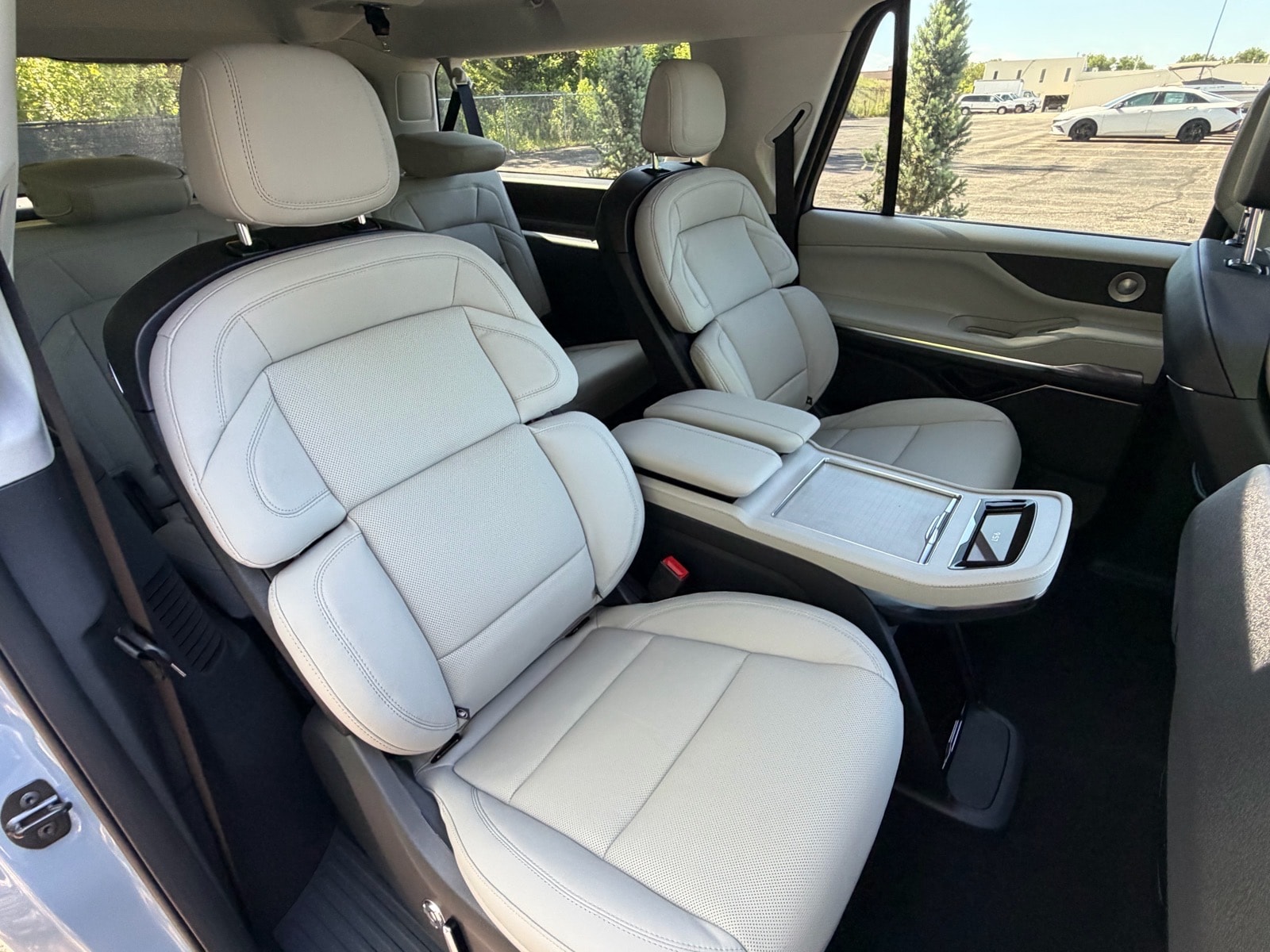 2026 Lincoln Navigator Reserve L - Photo 15