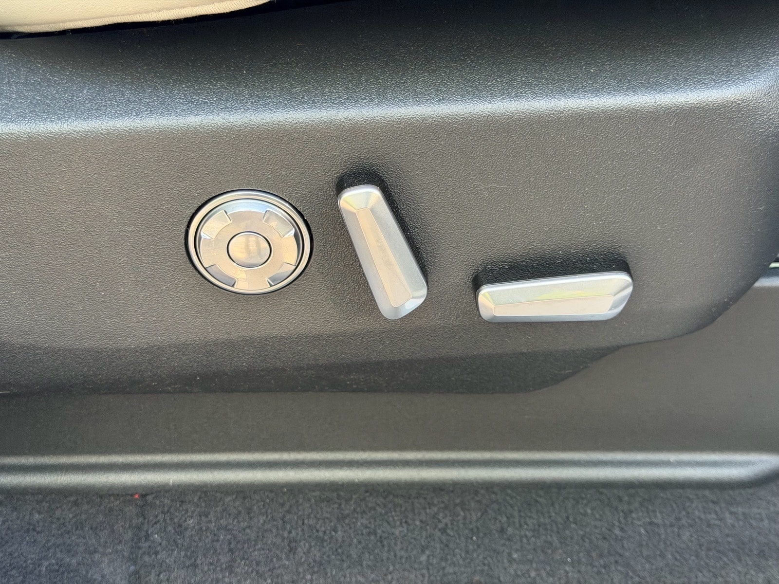 2026 Lincoln Navigator Reserve L - Photo 13