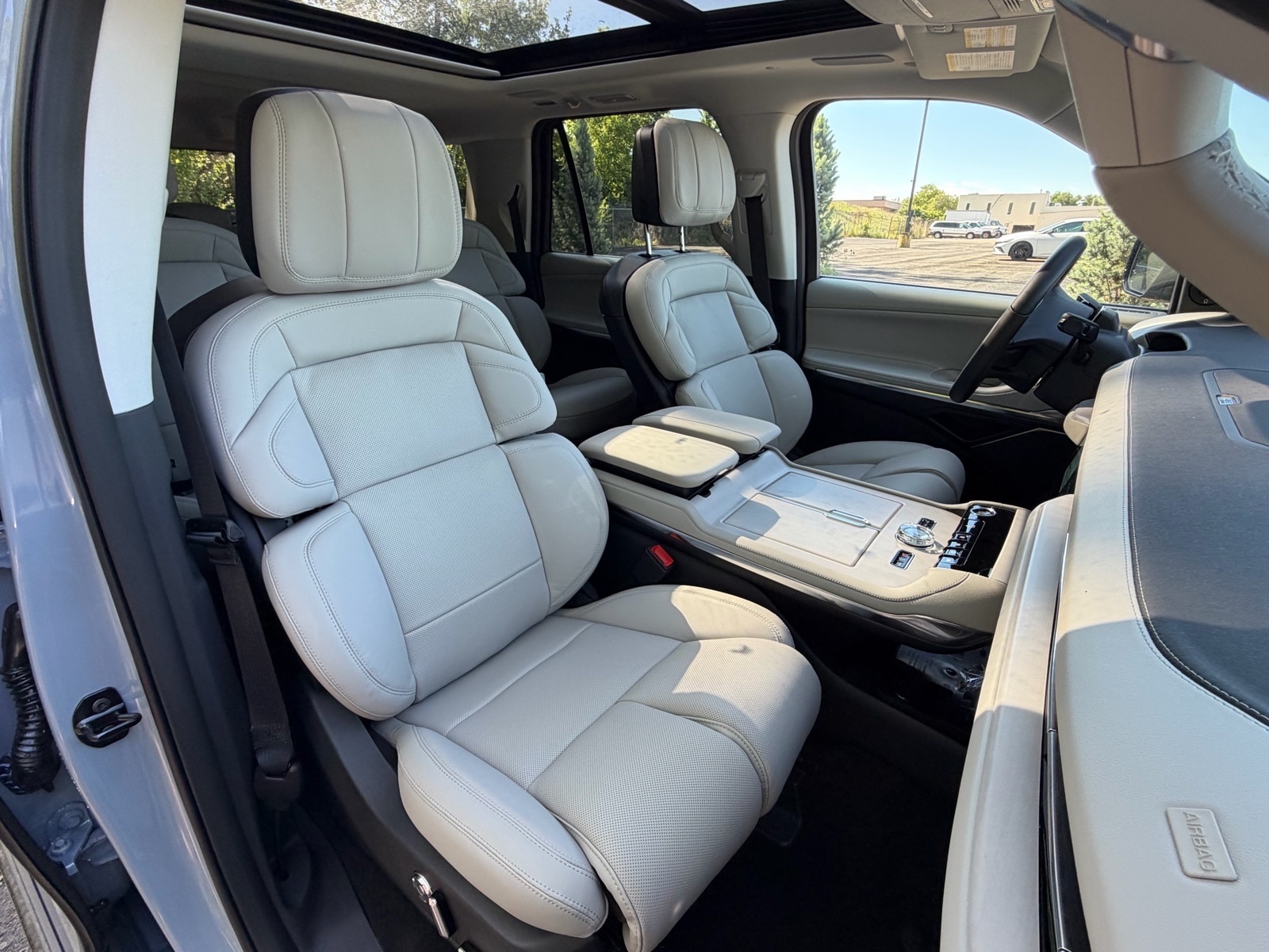 2026 Lincoln Navigator Reserve L - Photo 12