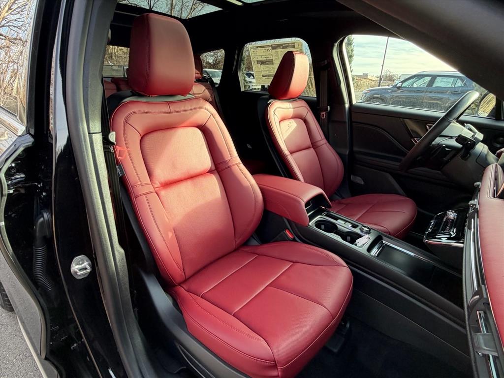 2026 Lincoln Corsair Reserve - Photo 12