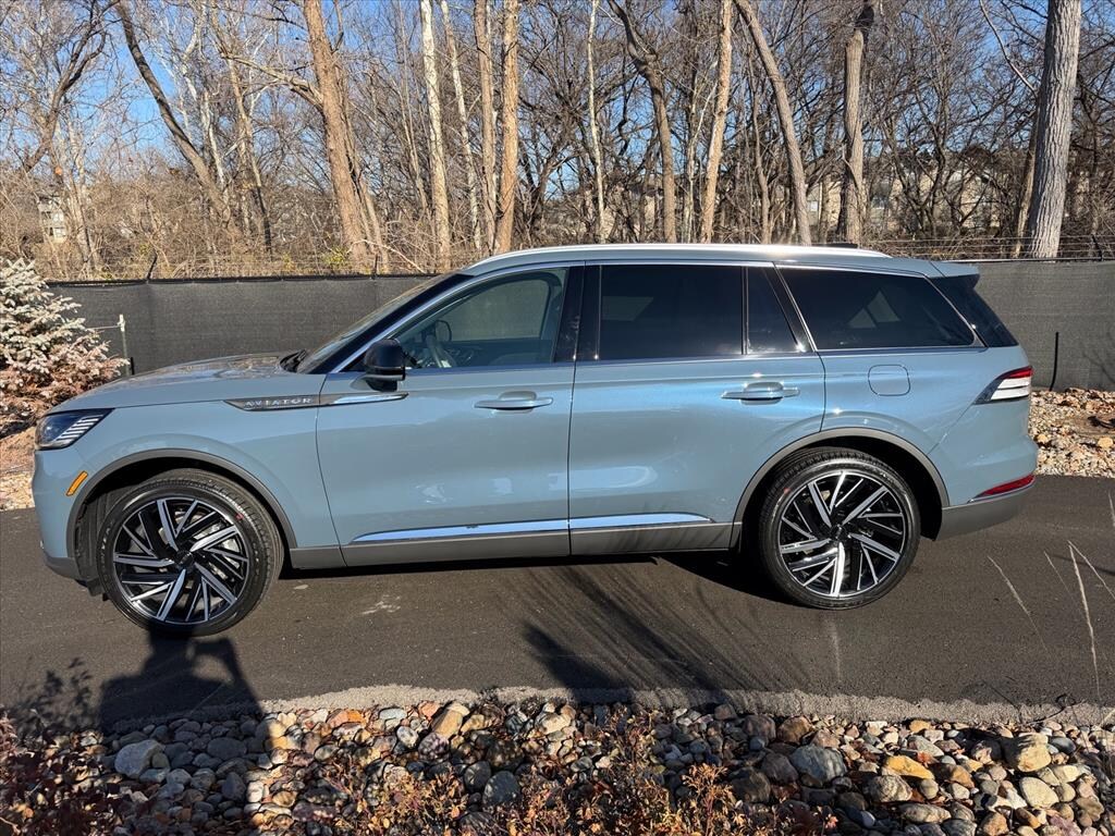 New 2026 Lincoln Aviator Reserve SUV