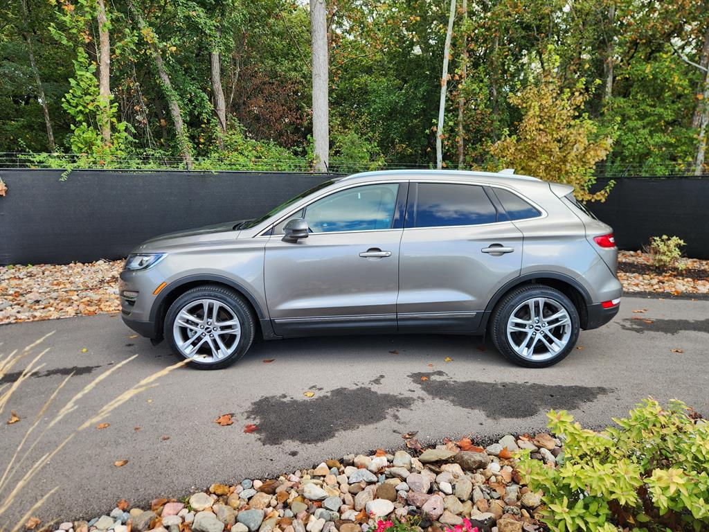 2017 Lincoln MKC Reserve photo 2