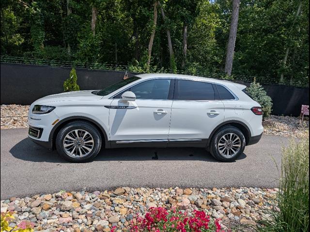 2020 Lincoln Nautilus Standard photo 4