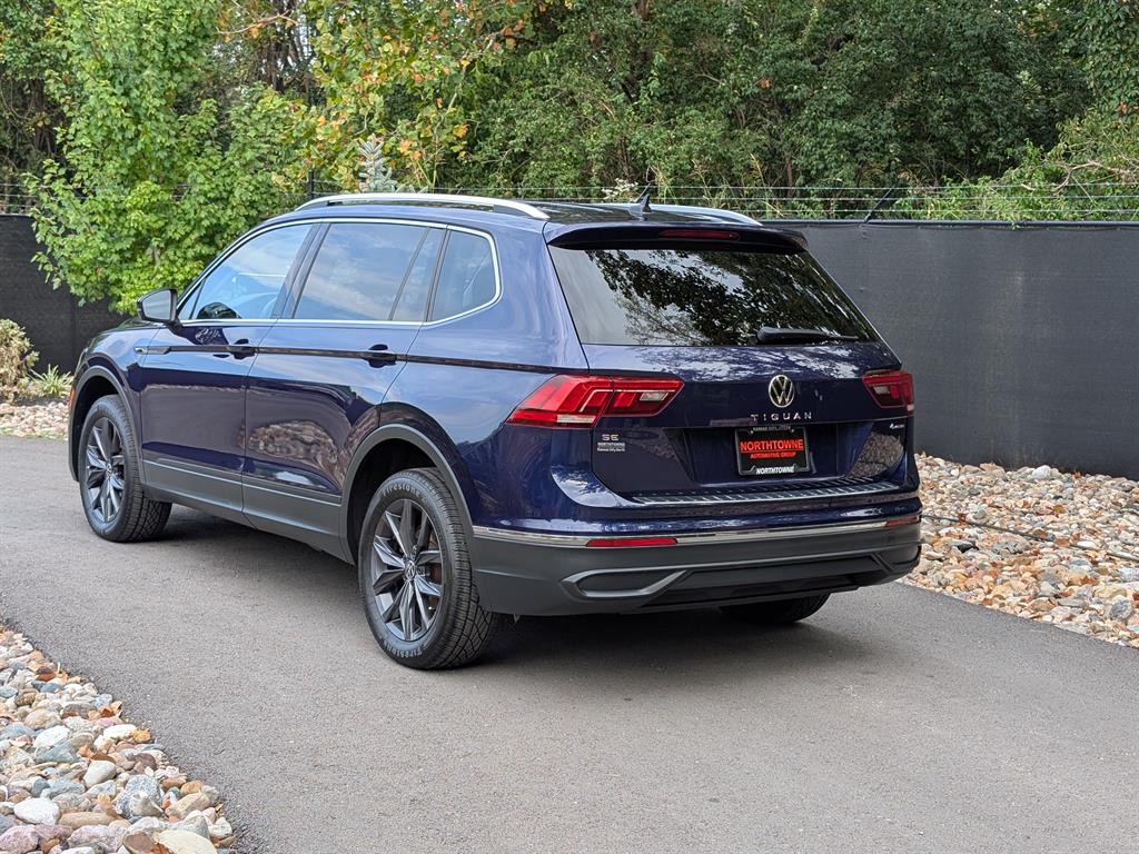 2022 Volkswagen Tiguan SE photo 2