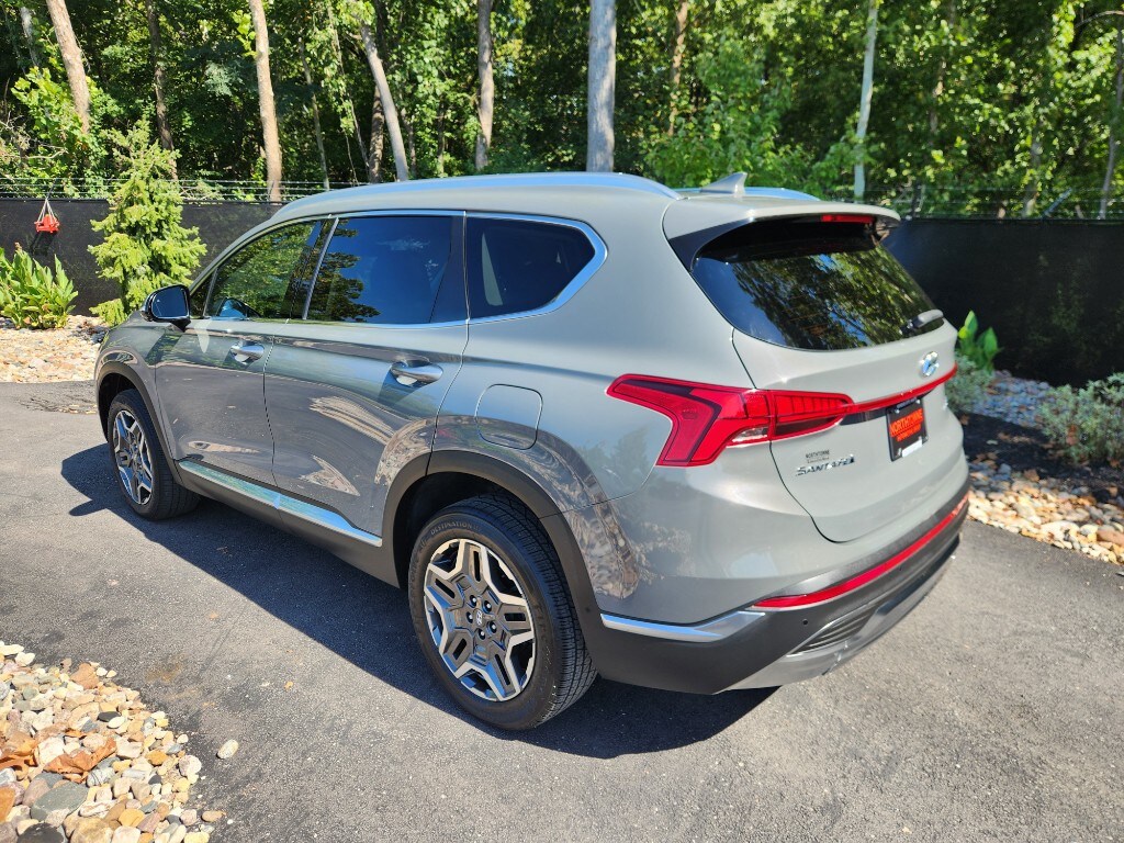 2021 Hyundai Santa Fe Limited photo 3