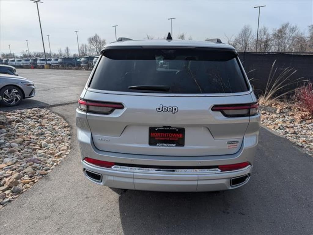 Used 2025 Jeep Grand Cherokee L Overland SUV