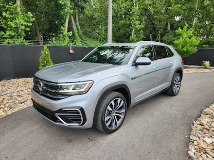 2022 Volkswagen Atlas Cross Sport 3.6L V6 SEL Premium R-Line SUV