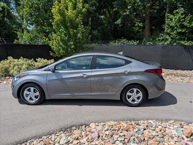 Used 2014 Hyundai Elantra SE with VIN 5NPDH4AE4EH493364 for sale in Kansas City