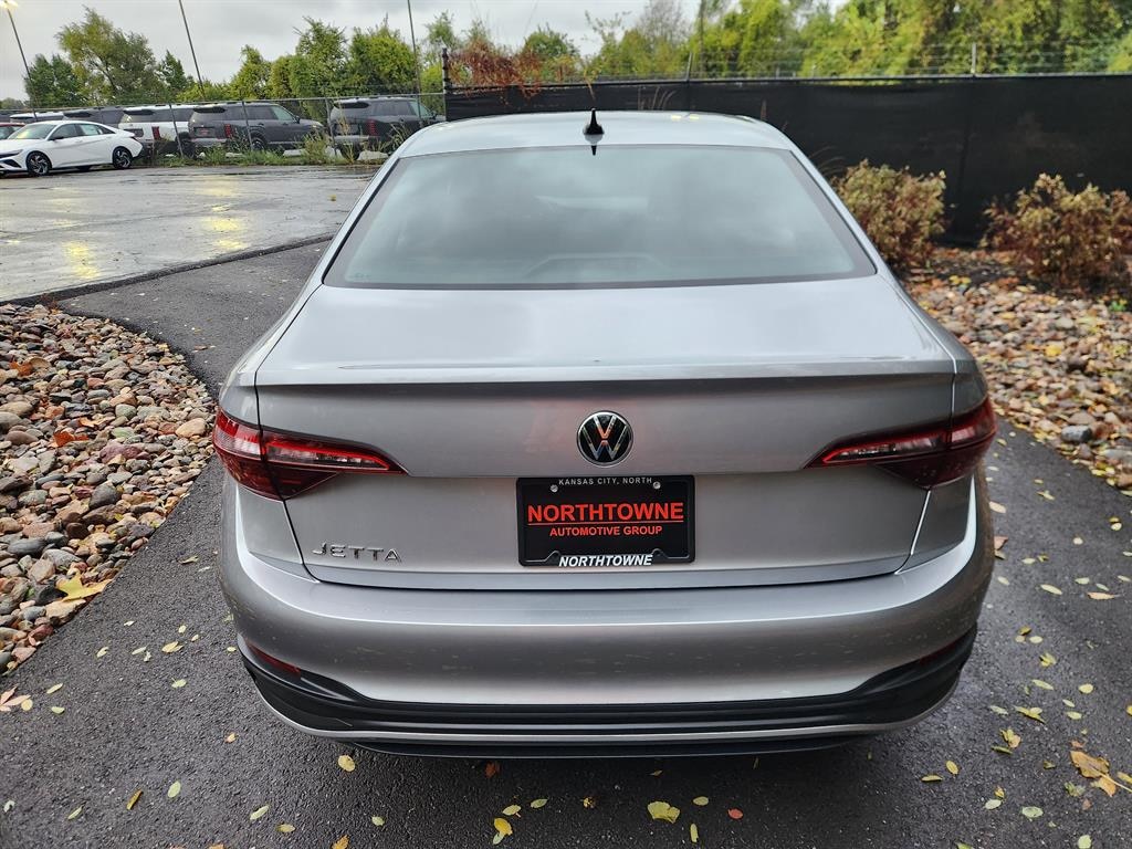 Used 2024 Volkswagen Jetta 1.5T Sport Sedan