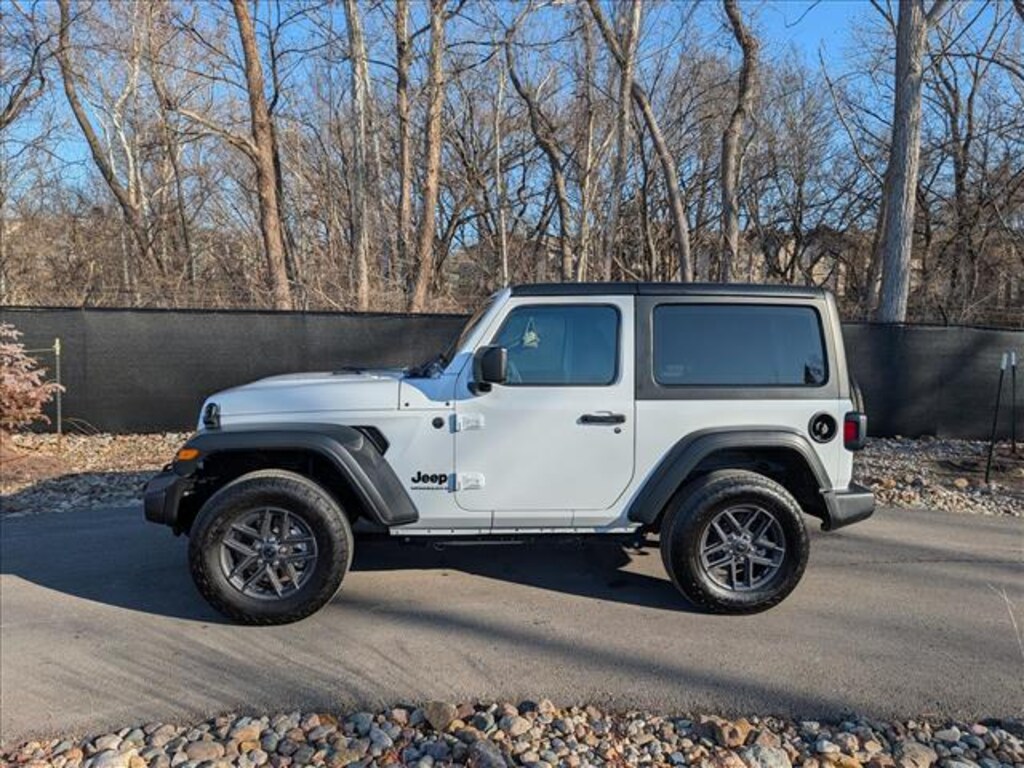 Used 2025 Jeep Wrangler Sport SUV