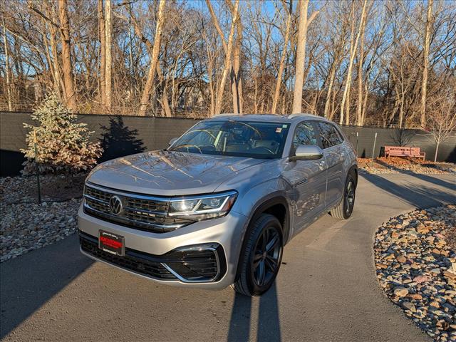 2021 Volkswagen Atlas Cross Sport SE w/Tech R-Line's photo
