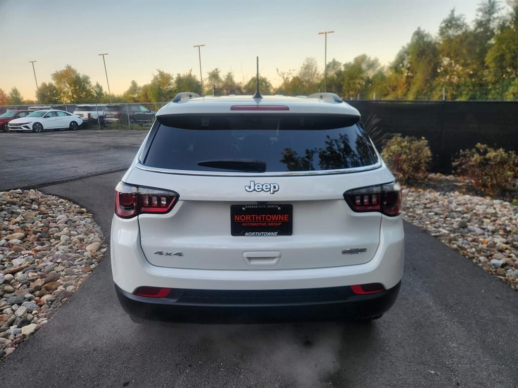 Used 2024 Jeep Compass Latitude SUV