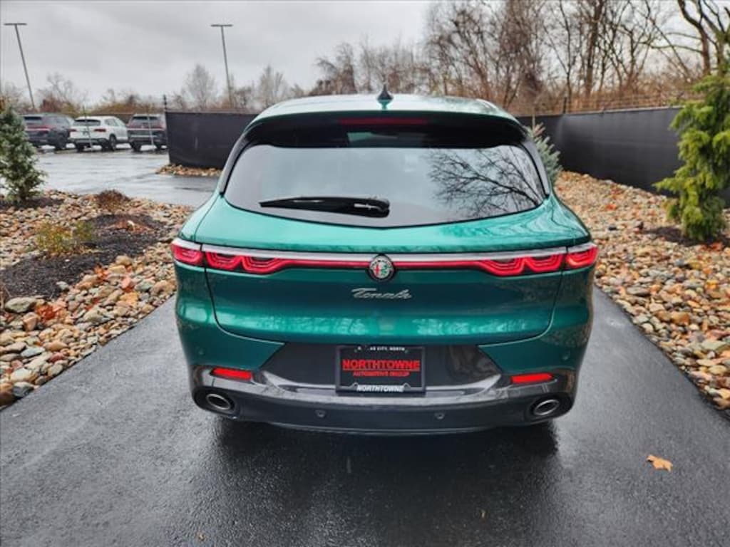 Used 2024 Alfa Romeo Tonale Veloce SUV