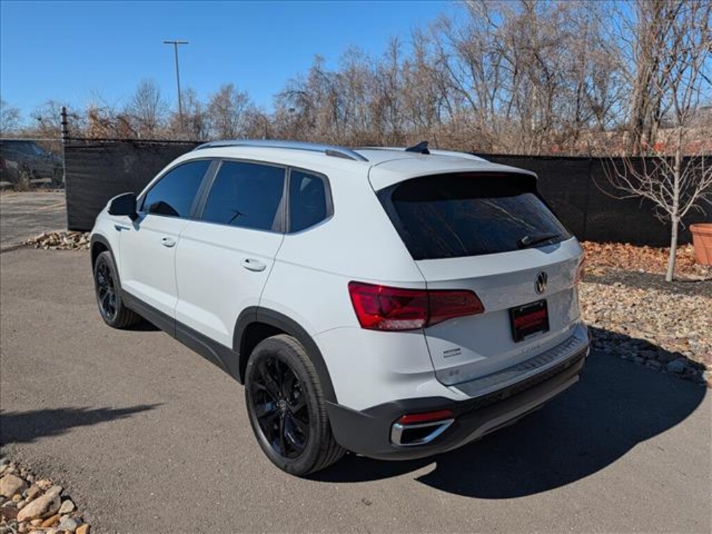 Certified 2023 Volkswagen Taos 1.5T SE SUV