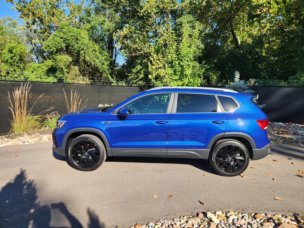 Certified 2024 Volkswagen Taos 1.5T SE SUV