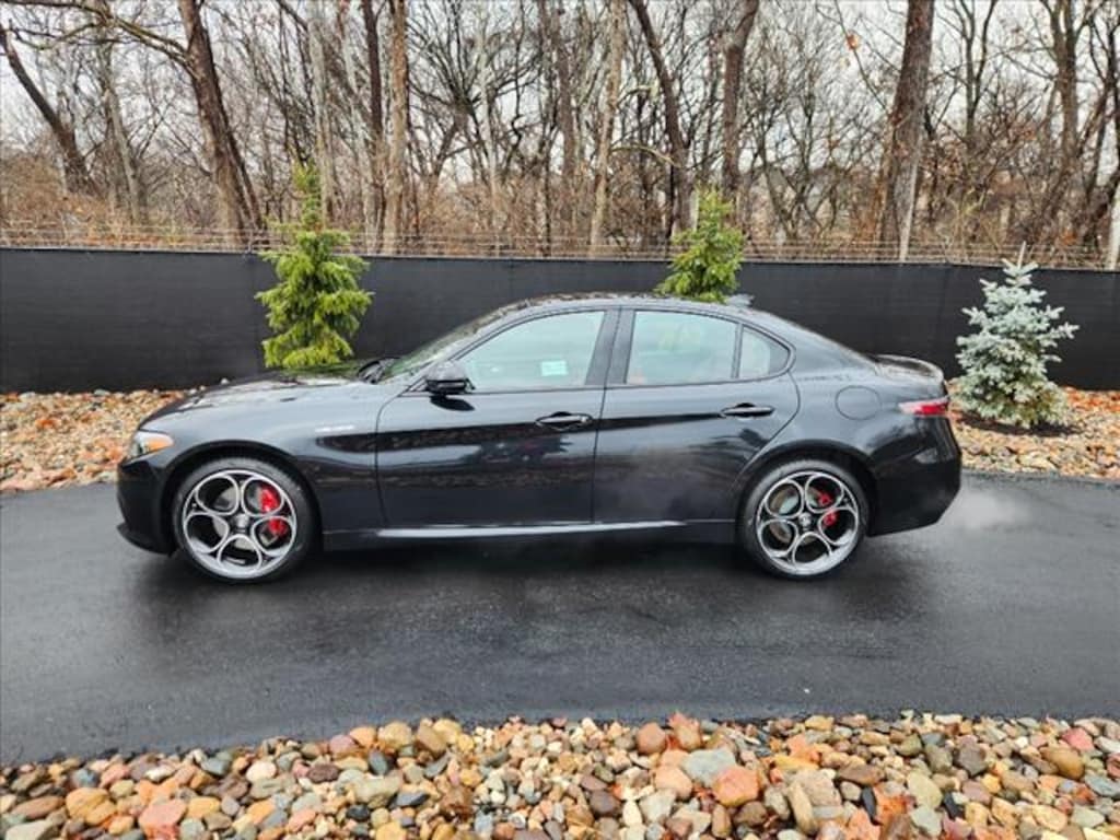 Used 2024 Alfa Romeo Giulia Ti Sedan