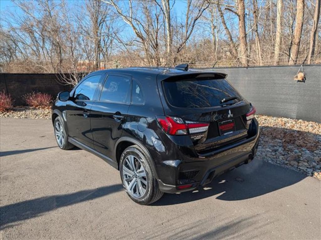 Certified 2024 Mitsubishi Outlander Sport 2.0 SUV