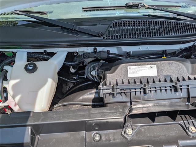 2021 Chevrolet Express Cargo Work Van - Photo 8