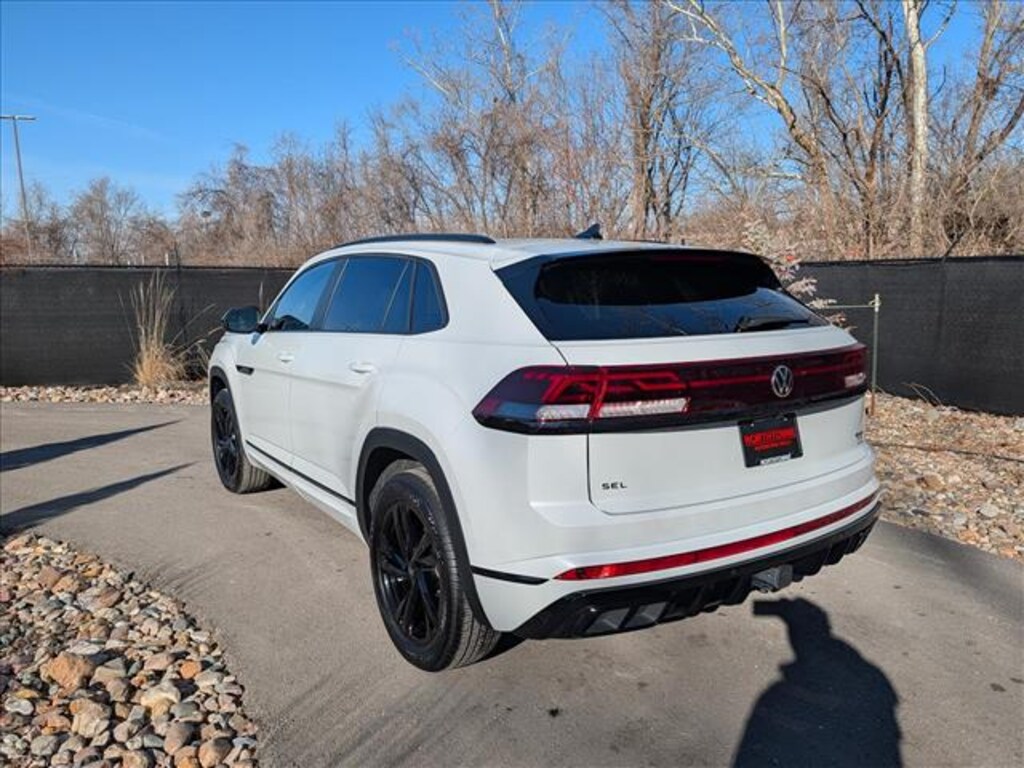 Certified 2025 Volkswagen Atlas Cross Sport 2.0T SEL R-Line Black SUV