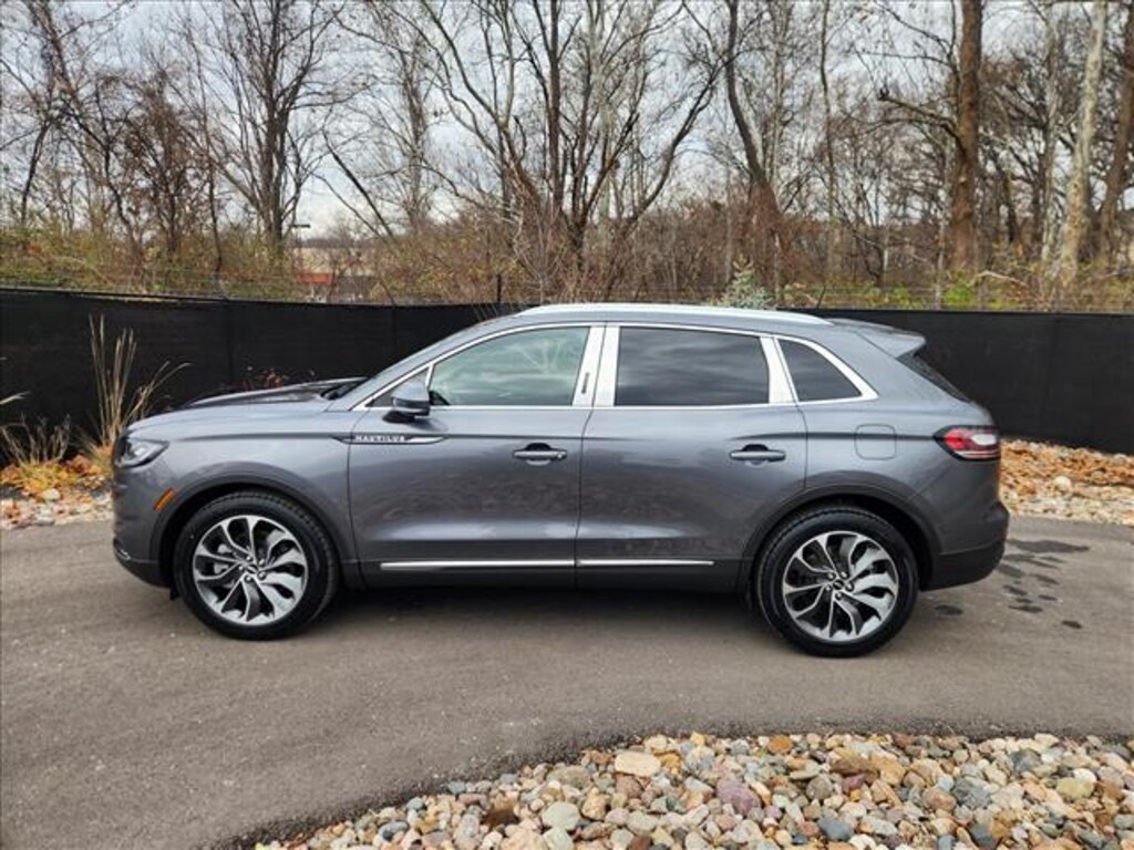 Used 2022 Lincoln Nautilus Reserve SUV