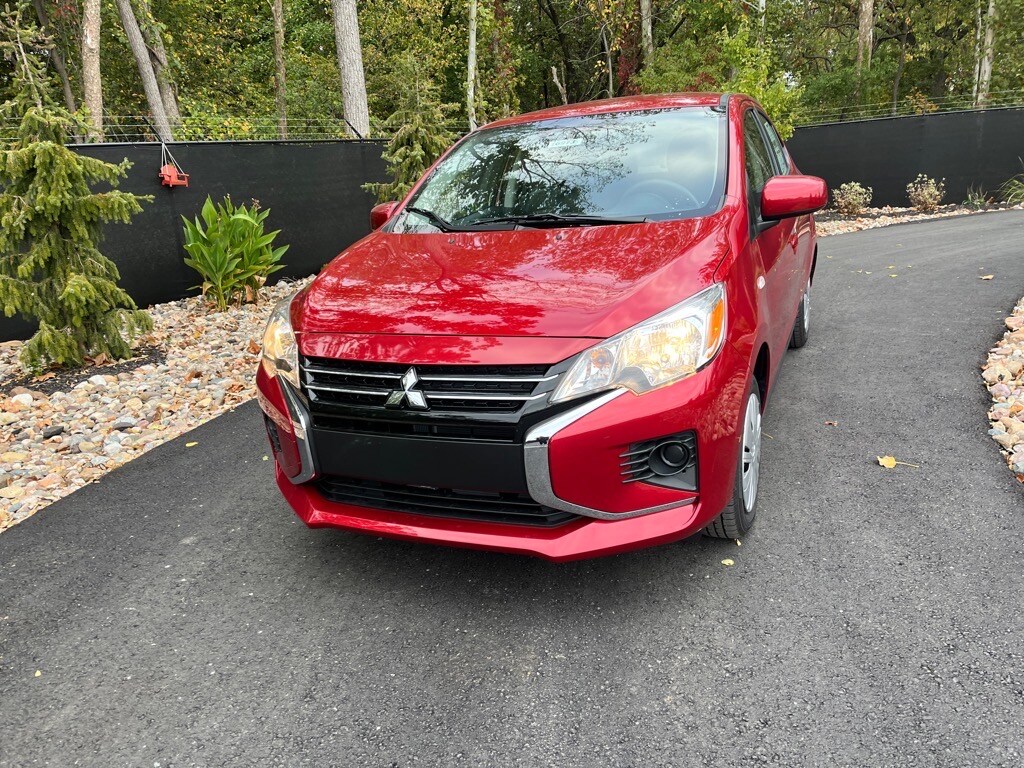 2024 Mitsubishi Mirage G4 ES photo 2