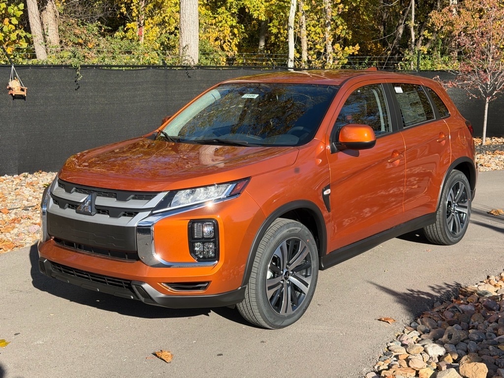 2025 Mitsubishi Outlander Sport ES's photo