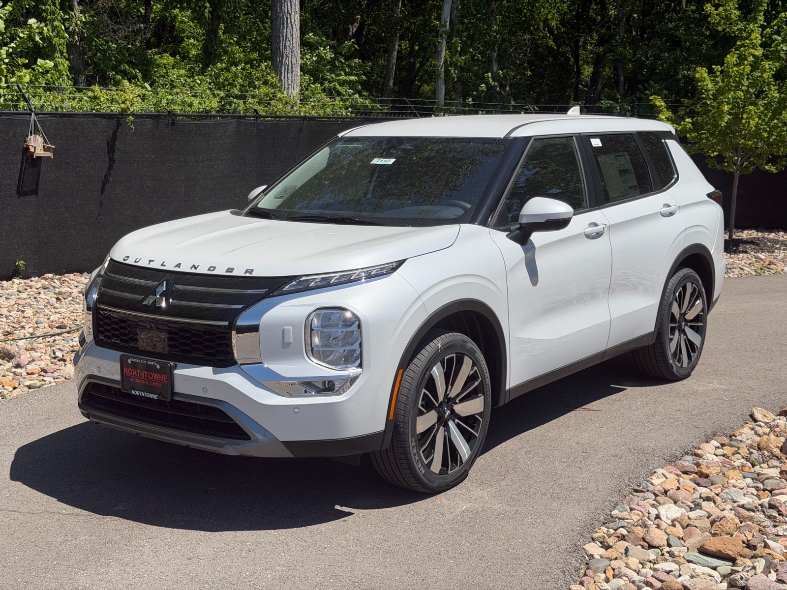 2026 Mitsubishi Outlander SE S-AWC's photo