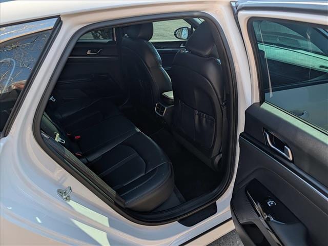 2023 Kia K5 GT - Photo 15