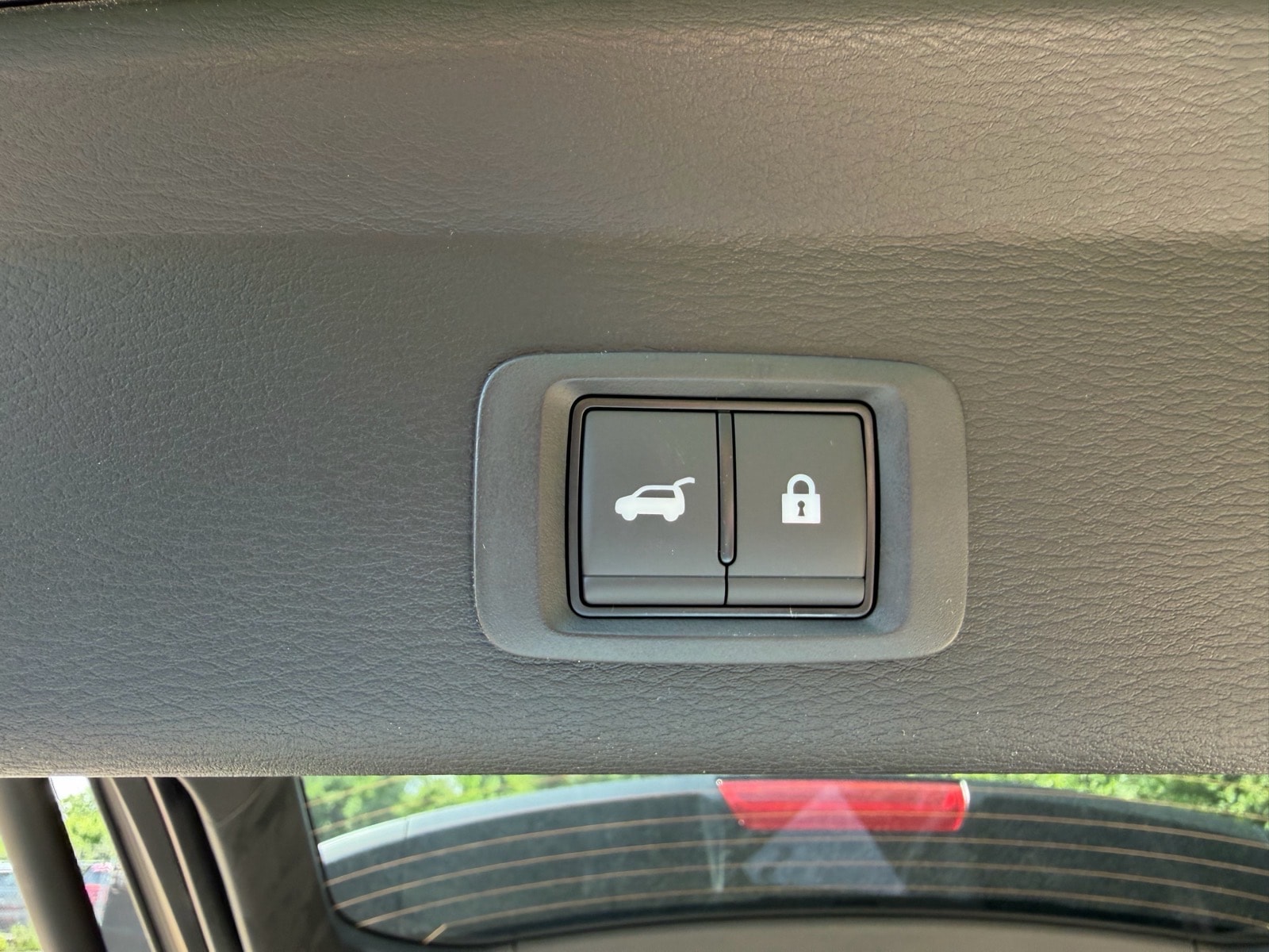 2026 Mitsubishi Outlander SE - Photo 17