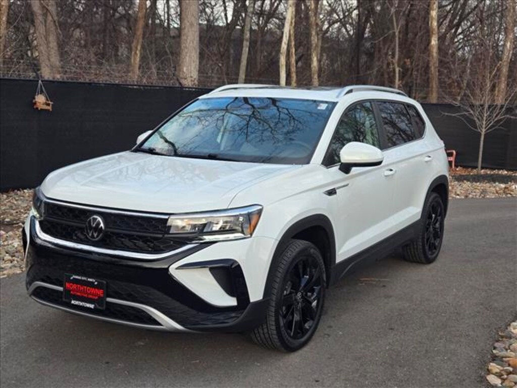 Used 2023 Volkswagen Taos 1.5T SE SUV