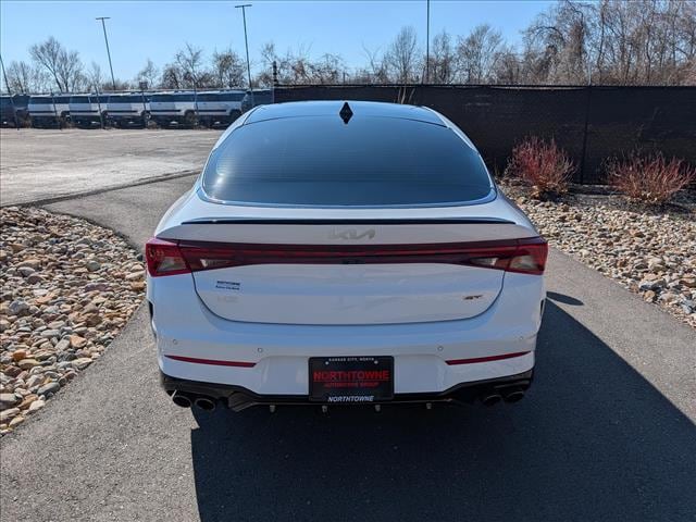 2023 Kia K5 GT - Photo 4