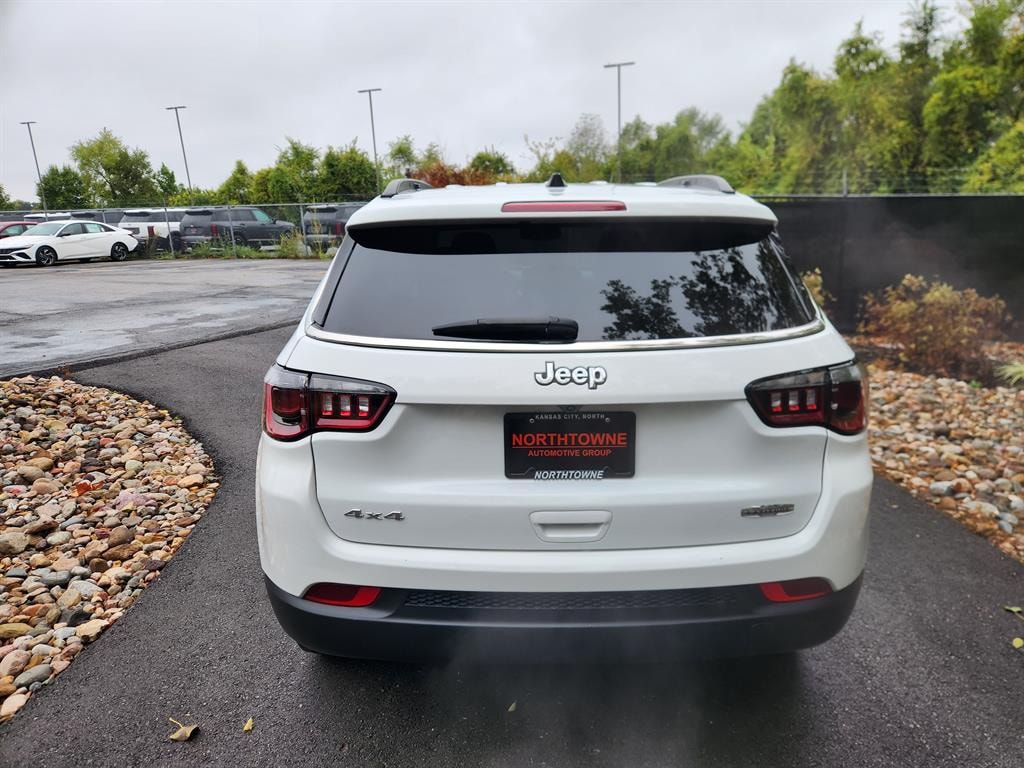 Used 2024 Jeep Compass Latitude SUV