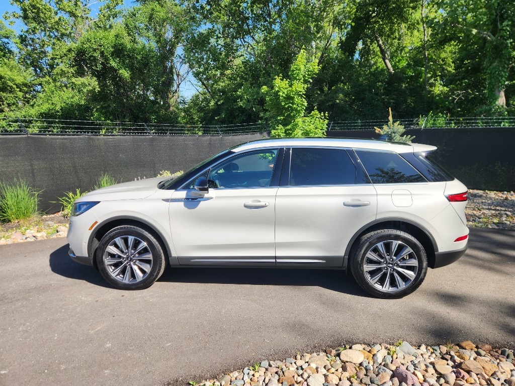 Used 2022 Lincoln Corsair Reserve with VIN 5LMCJ2D96NUL05901 for sale in Kansas City