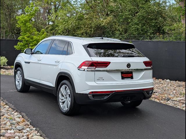 2021 Volkswagen Atlas Cross Sport V6 SEL photo 3