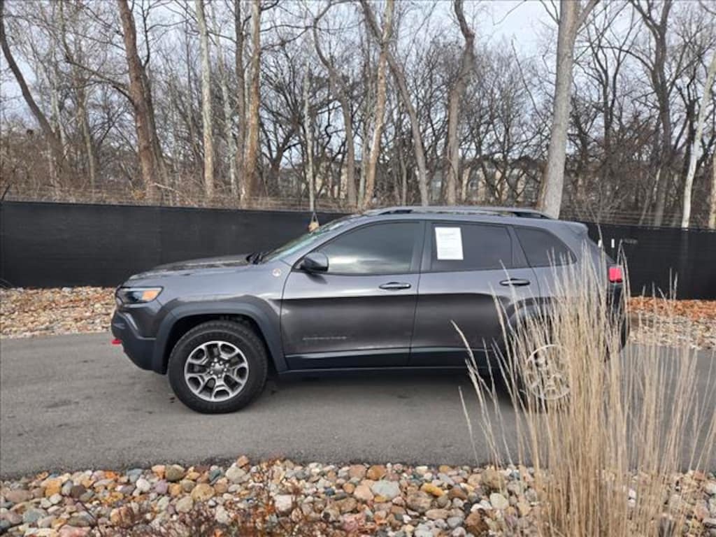 Used 2020 Jeep Cherokee Trailhawk SUV