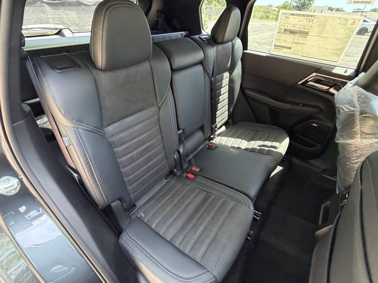 2026 Mitsubishi Outlander SE - Photo 14