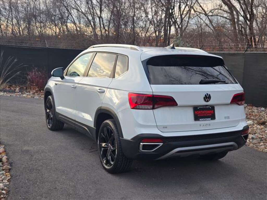 Used 2023 Volkswagen Taos 1.5T SE SUV