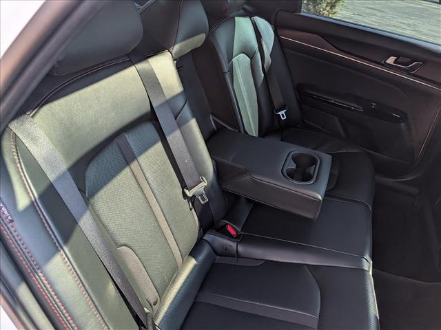 2023 Kia K5 GT - Photo 16