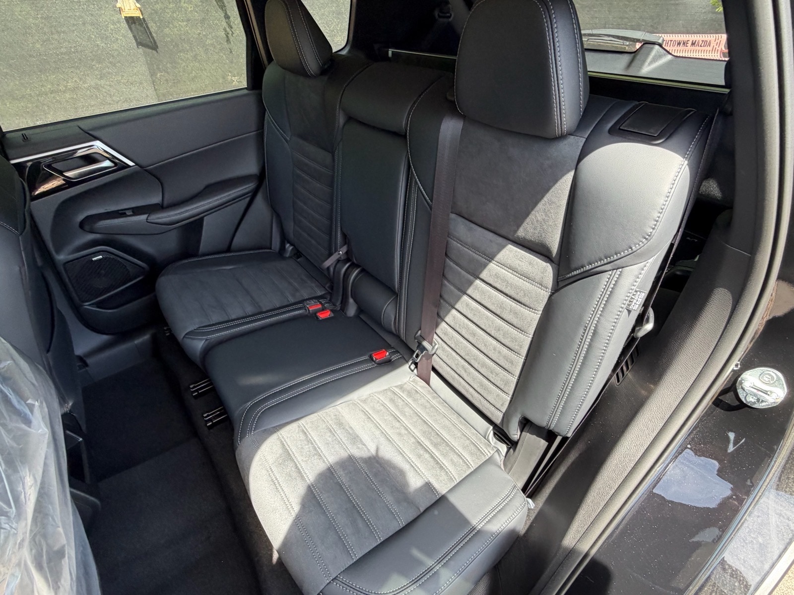 2026 Mitsubishi Outlander SE - Photo 19