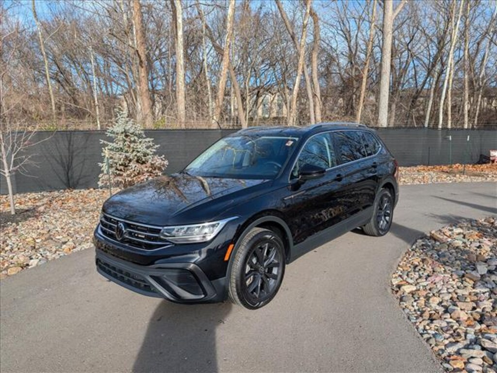 Used 2022 Volkswagen Tiguan 2.0T SE SUV