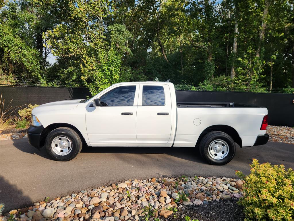 2020 Ram 1500 Classic Tradesman photo 2
