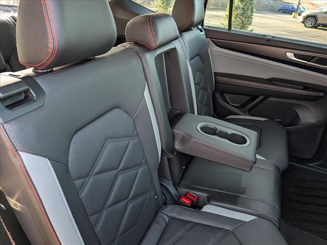 2025 Volkswagen Atlas Atlas Peak Edition - Photo 18