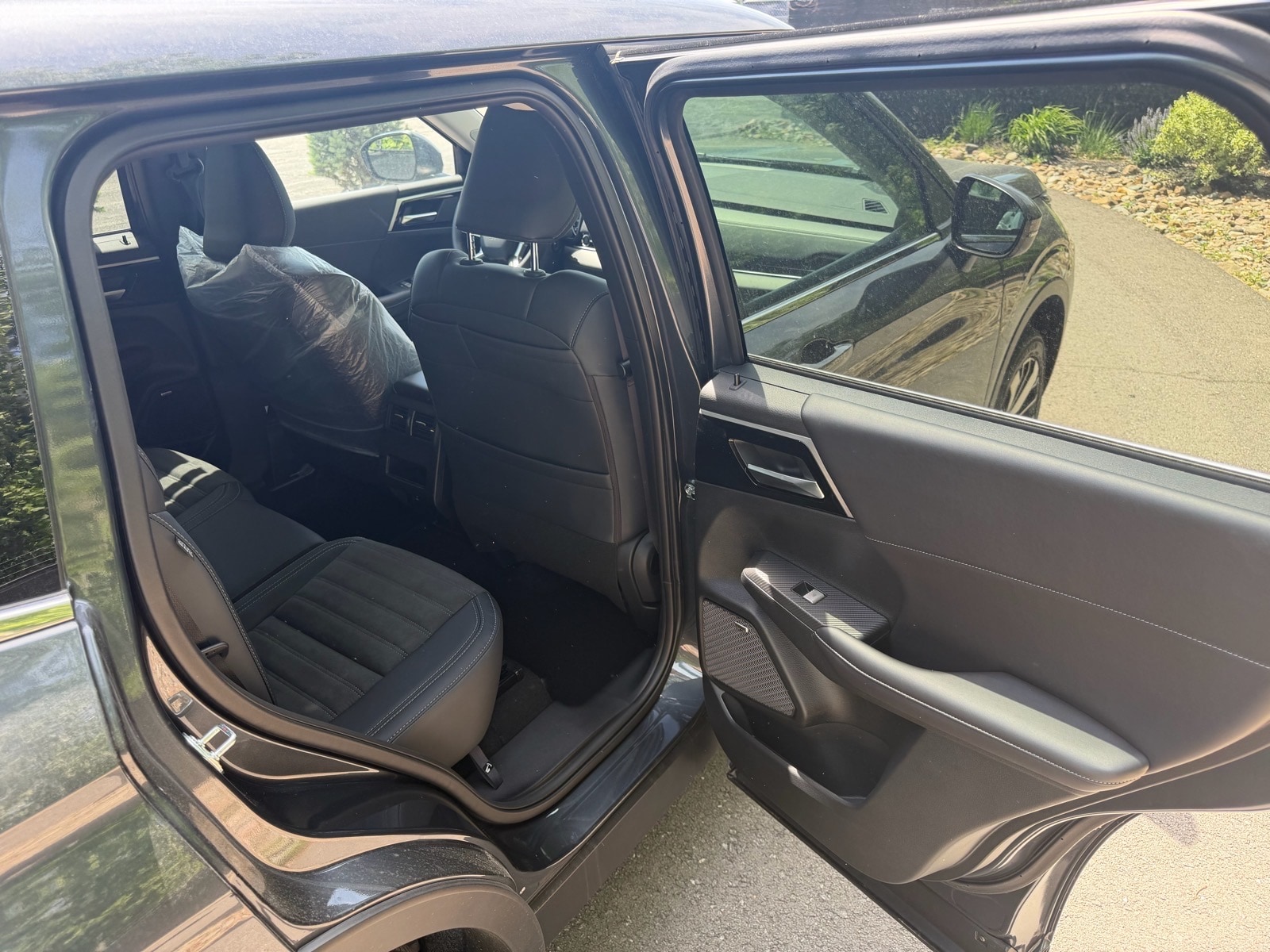 2026 Mitsubishi Outlander SE - Photo 13
