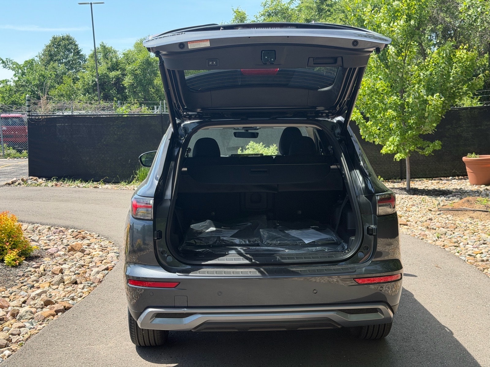 2026 Mitsubishi Outlander SE - Photo 15