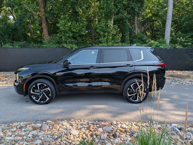 Certified 2024 Mitsubishi Outlander SE with VIN JA4J3VA8XRZ061078 for sale in Kansas City