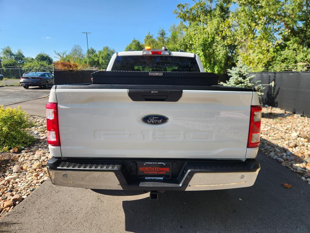 2022 Ford F-150 XL photo 4