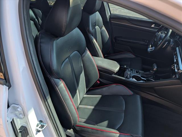 2023 Kia K5 GT - Photo 12
